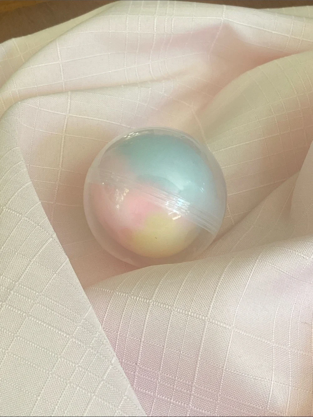 Viral Wax Cracking Ball Squishy Toy